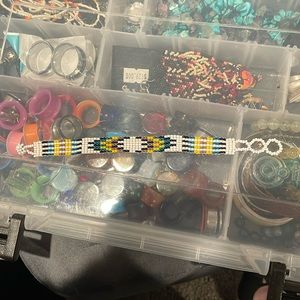 🪶Handmade beaded bracelet